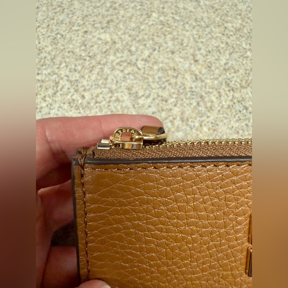 Tory Burch Wallet - Picture 4 of 12